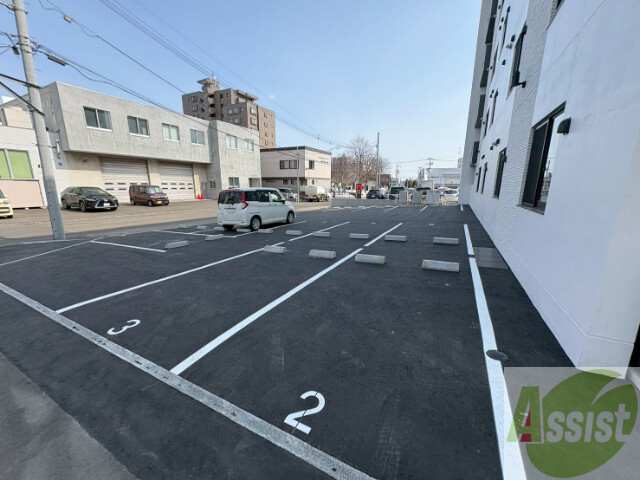 駐車場　駐車場