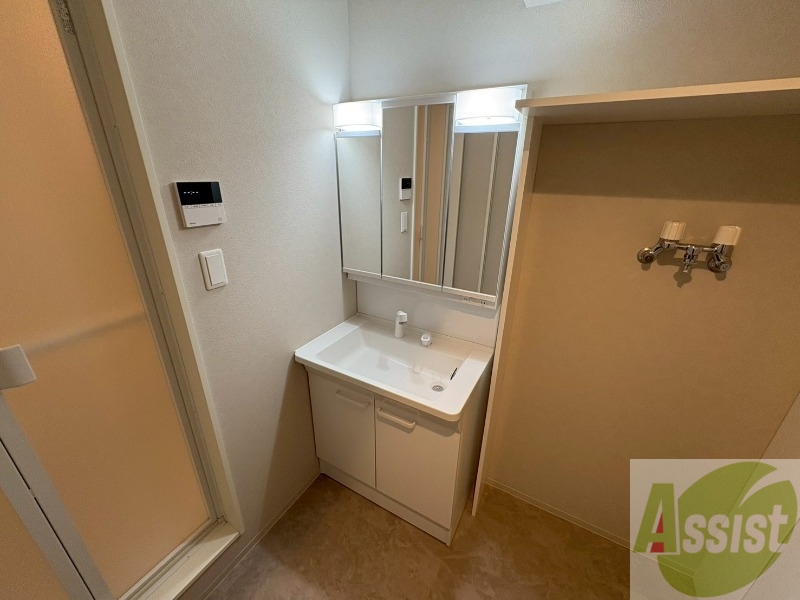 洗面設備　シャンプードレッサーで身支度もラクラクです！