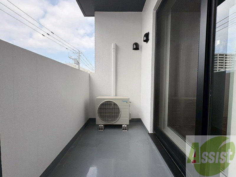 バルコニー　バルコニーです。洗濯物を干したり一息ついたりできますね！