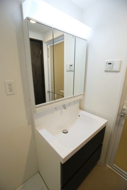 洗面設備　独立洗面台