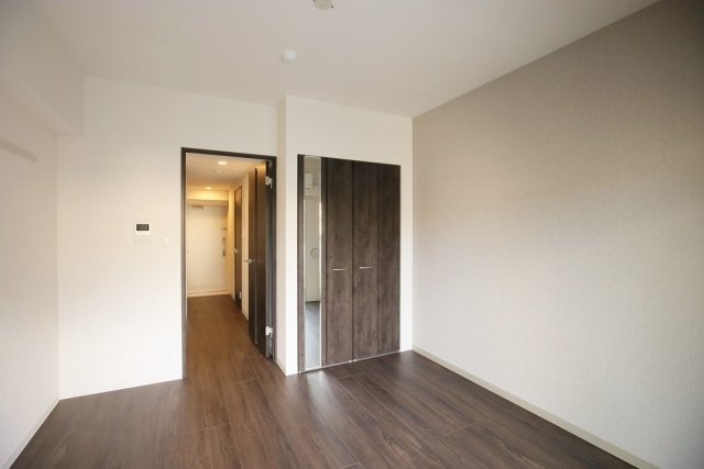 居室・リビング　室内