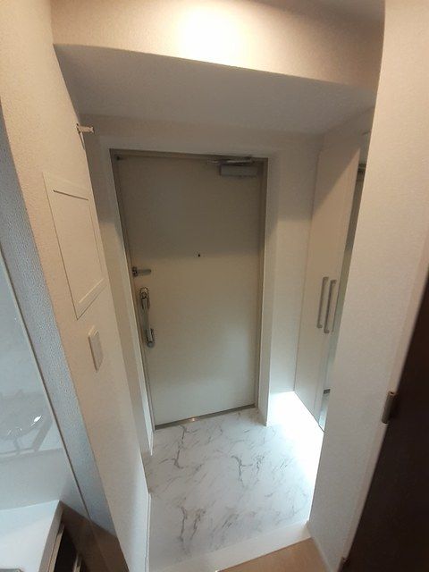 玄関　シンプルで使いやすい玄関です