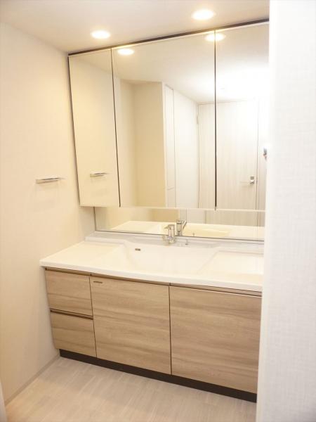 洗面設備　洗面所