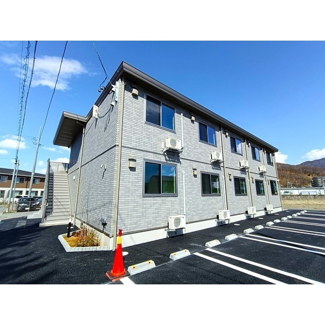 建物外観　※建築中写真