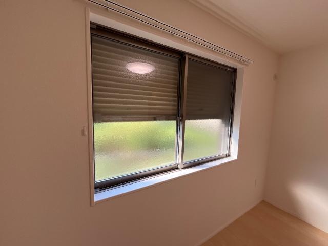 その他設備　窓シャッター（イメージ）