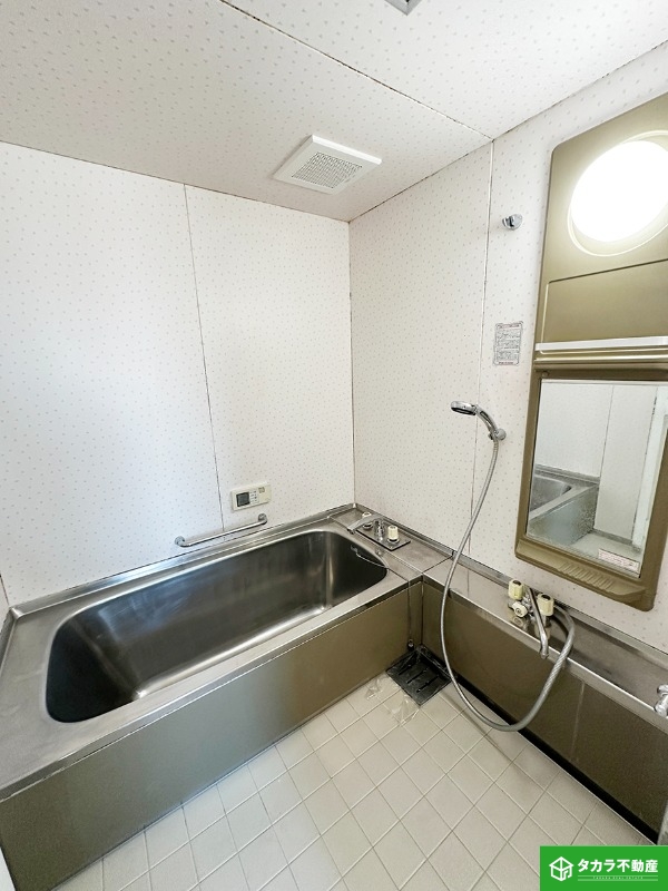 バス・シャワールーム　写真は３０１号