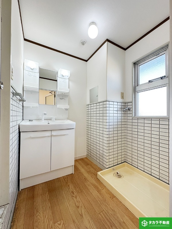 洗面設備　写真は３０１号