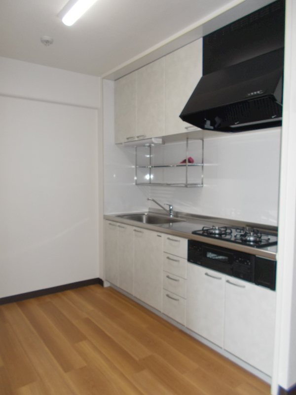 キッチン　システムキッチン(ガス３口コンロ)