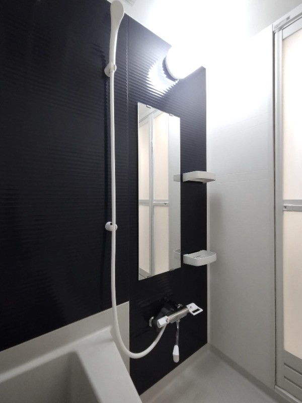 バス・シャワールーム　風呂