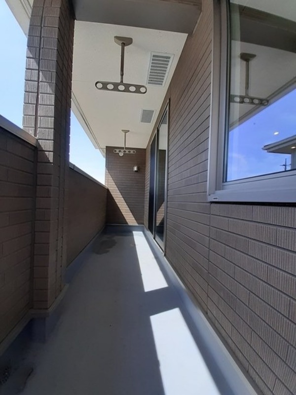 バルコニー　図面と現状に相違がある場合には現状を優先