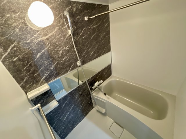 バス・シャワールーム　日々の疲れを癒すお風呂付です