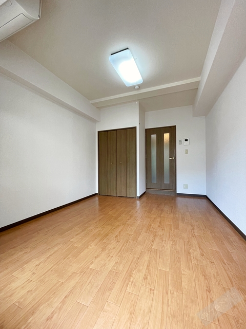 居室・リビング　照明付きです♪