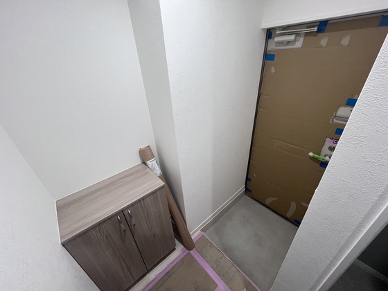 玄関　※別部屋の写真です