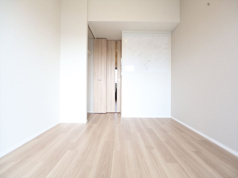 その他部屋・スペース　洋室6.1帖　クローゼット付（収納充実してます）