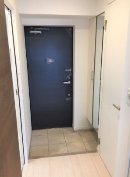 玄関　※別号室参考写真※