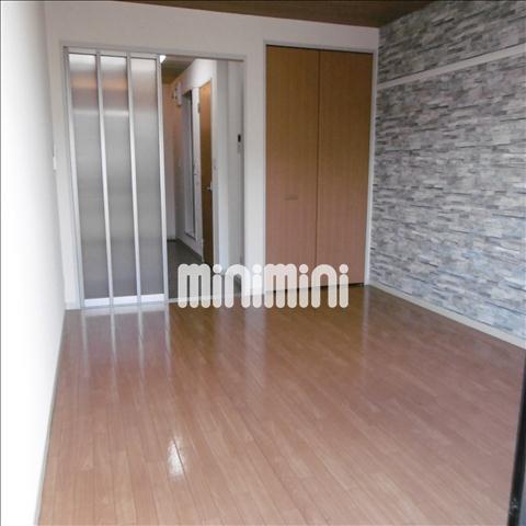 居室・リビング　洋間