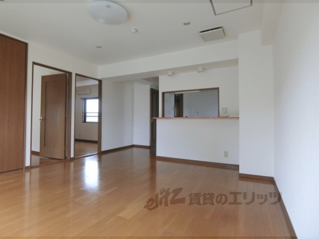 居室・リビング　リビング