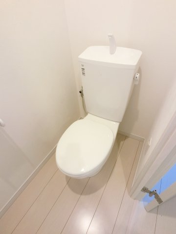 トイレ　※完成イメージのため仕様が異なる場合がございます