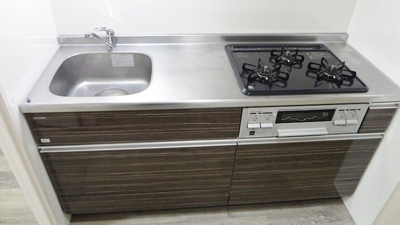 キッチン　システムキッチンガス3口+グリル