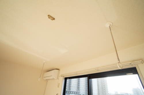その他設備　室内物干し