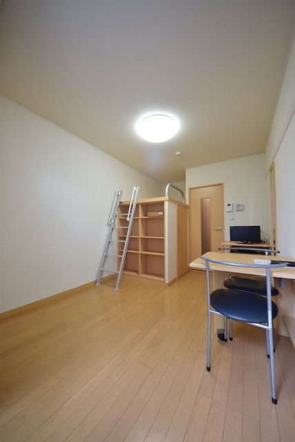 居室・リビング　洋室・2階以上絨毯仕様