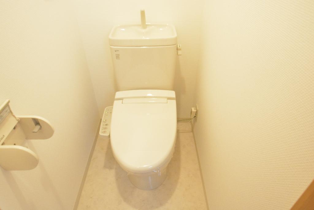 トイレ　シャワー付トイレ