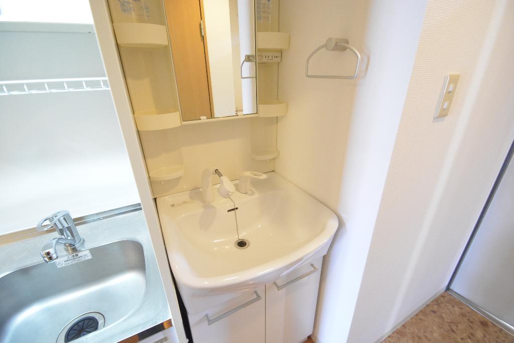 洗面設備　洗髪洗面化粧台