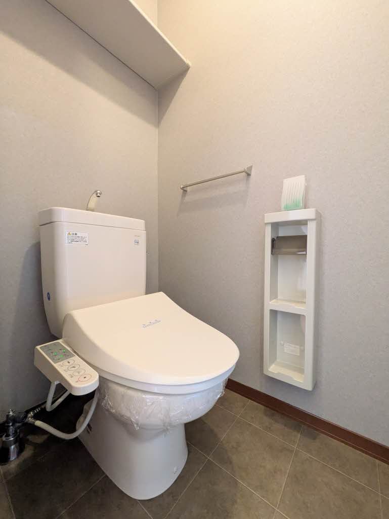 トイレ　トイレ