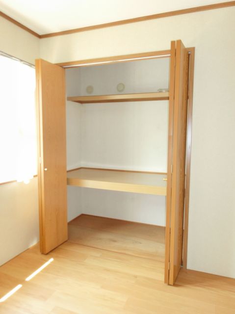 収納　仕切りが機能的な収納。