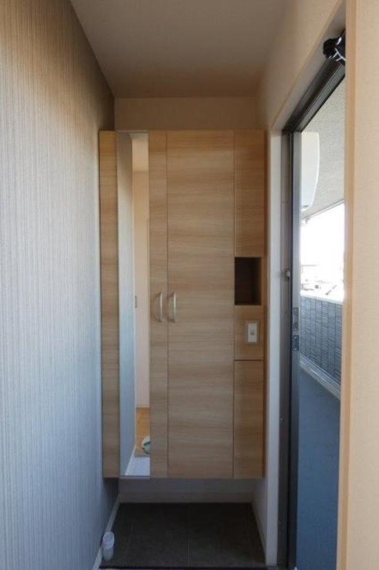 玄関　図面と現状に相違がある場合には現状を優先