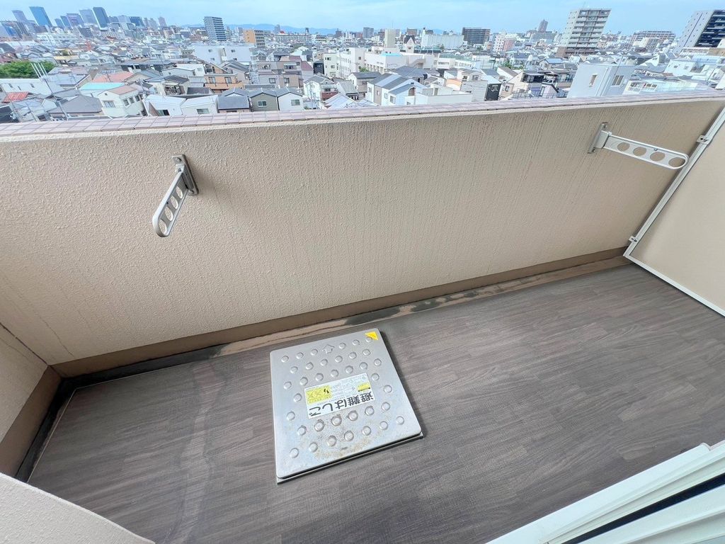 バルコニー　バルコニー