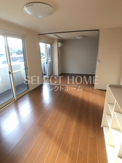 居室・リビング　使いやすいリビングです