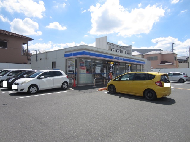 コンビニ　ローソン 岸和田加守町三丁目店（コンビニ）まで677m