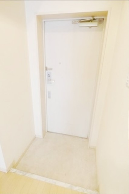 玄関　別部屋同仕様