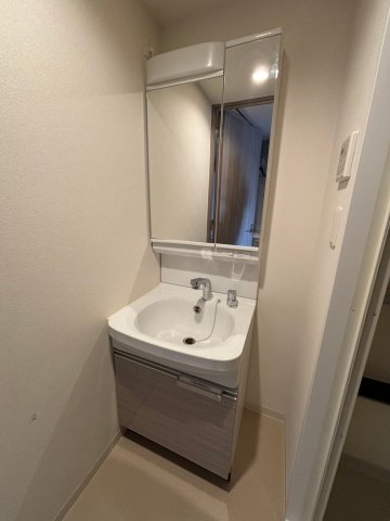 洗面設備　忙しい朝には欠かせない洗面所です