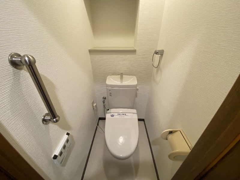 トイレ　綺麗なお手洗いにトイレの神様も満足です