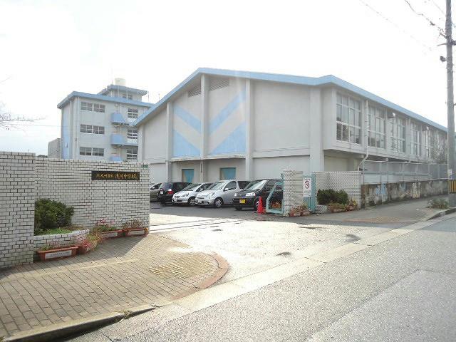 中学校　浅川中学校（中学校）まで650m