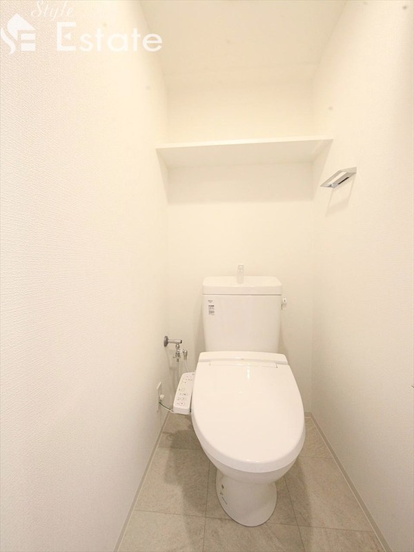 洗面設備　同仕様内装