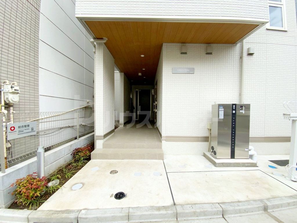 エントランス　エントランス