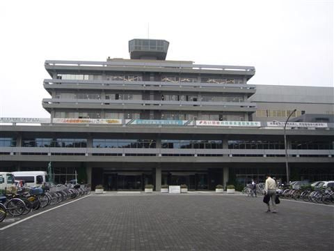 役所　中央区役所（役所）まで1300m