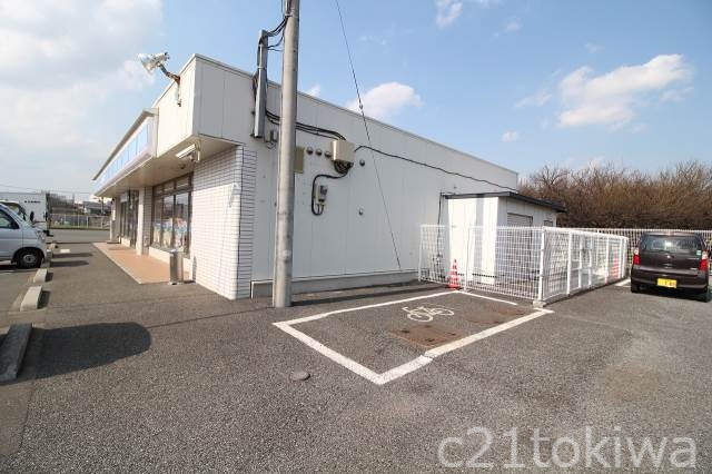 コンビニ　ローソン朝霞岡店（コンビニ）まで693m