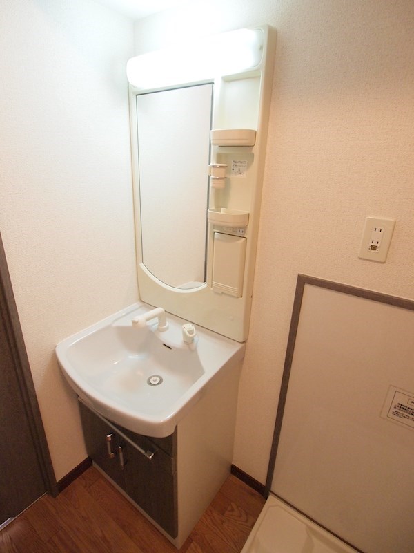 洗面設備　室内洗濯機置き場あり