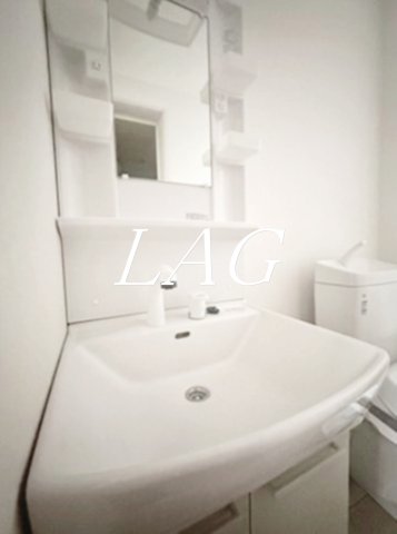 洗面設備　洗面台です。