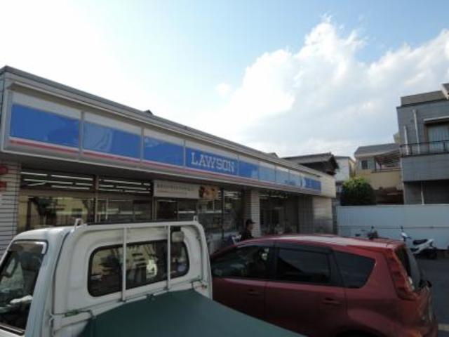 コンビニ　ローソン平野加美正覚寺店（コンビニ）まで558m