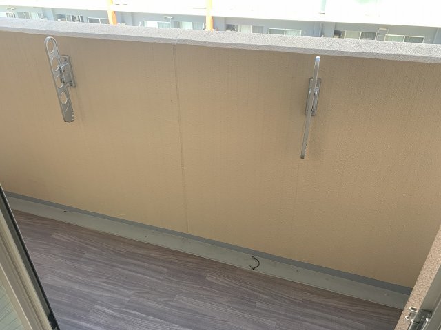 バルコニー　バルコニーからの眺めを楽しみながら食事をしませんか