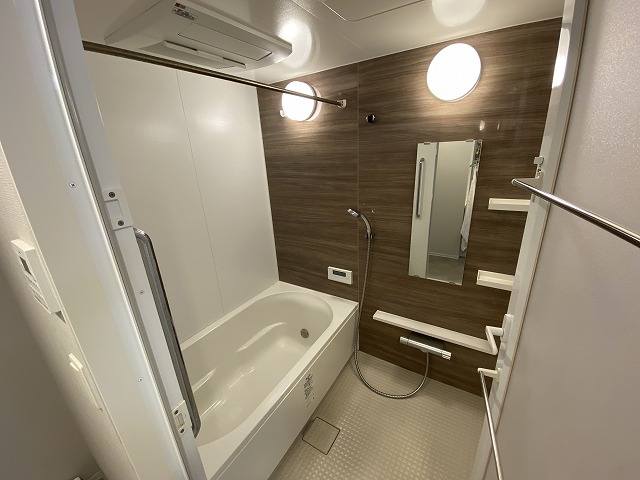 バス・シャワールーム
