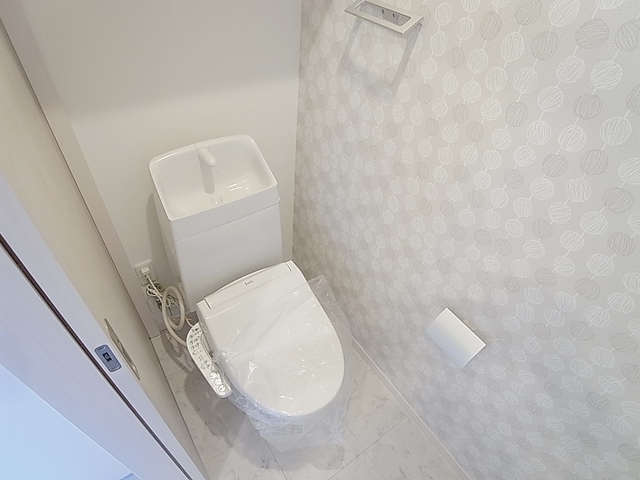 トイレ　ウォシュレット付きトイレ