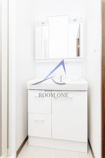 洗面設備　洗面台です。