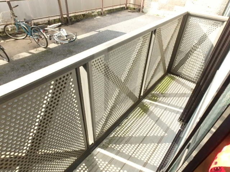 バルコニー　図面と現状に相違がある場合には現状を優先