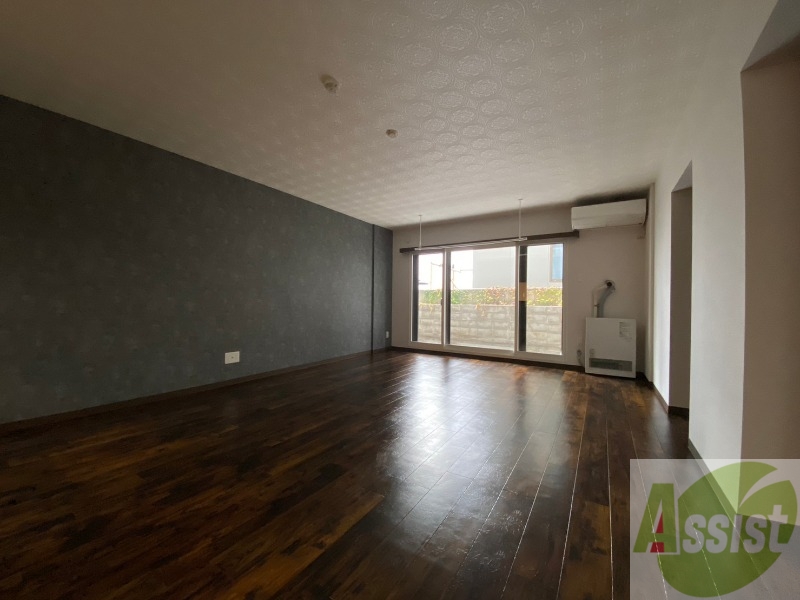 居室・リビング　広くてキレイなお部屋が広がっていて、充実した生活が送れそう。